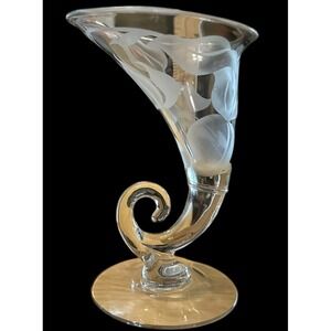 Vintage Cambridge Iris Pattern Pristine Cornucopia Crystal 9 ¼" Vase
